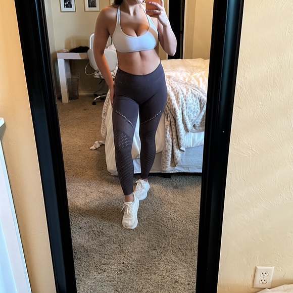 mauve/brown/grey perforation fabletics leggings size s! - Picture 6 of 7